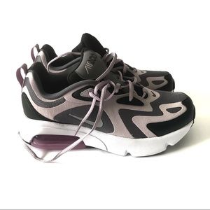 Women's air max 200 size 5.5